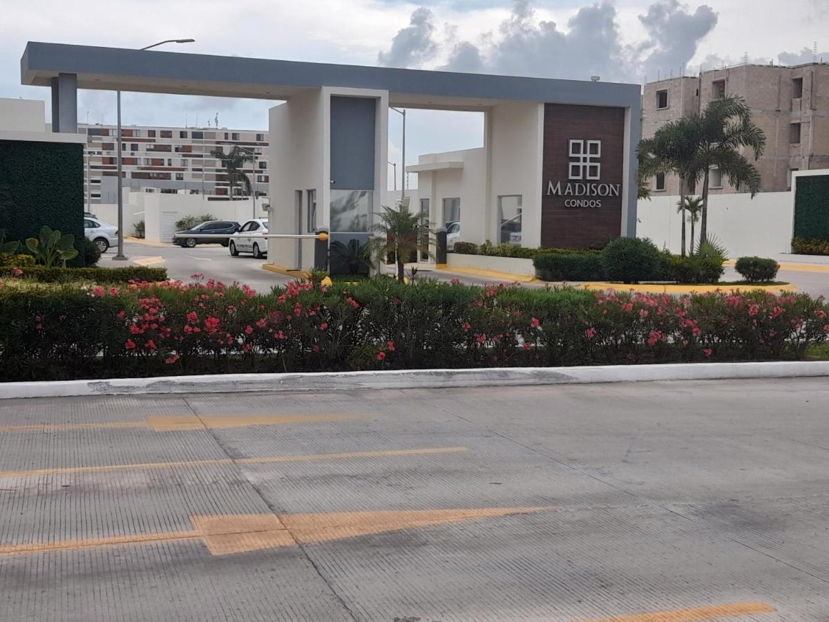 Gorgeous Apartment Hoestel Long Island! Cancún Exteriör bild